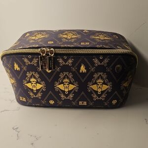 Disney Villains Navy and Gold Toiletry Bag